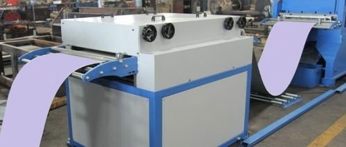 Sheet Straightner Machine