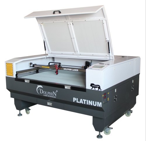 CO2 Laser Cutting Machine