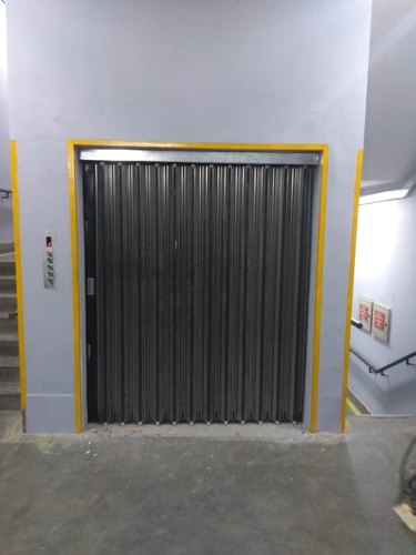 Industrial Goods Elevator