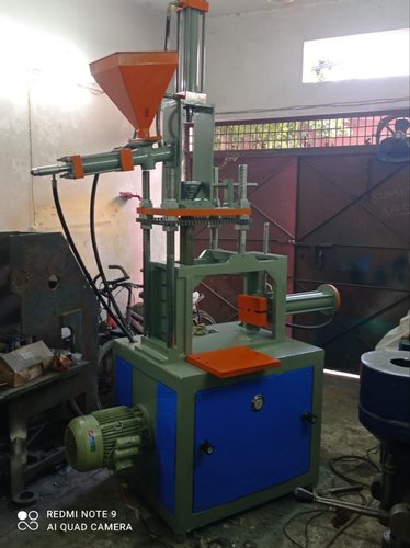 Insent Moulding machine