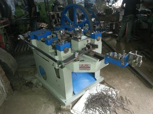 Semi Automatic Wire Nail Making Machine