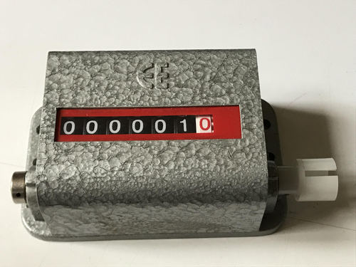 L T Old Box Type Totaliser