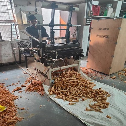 Semi Automatic Ice Cream Cone Making Machine