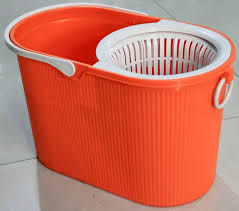 Household cleaning mops