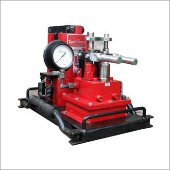 Hydraulic Compressors for Conductor Ends