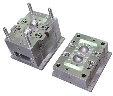 INDUSTRIAL PLASTIC INJECTION MOULDS