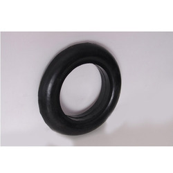 SOLID RUBBER TYRE