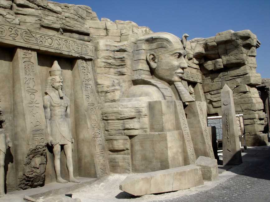 ARTIFICIAL ROCK WORKS