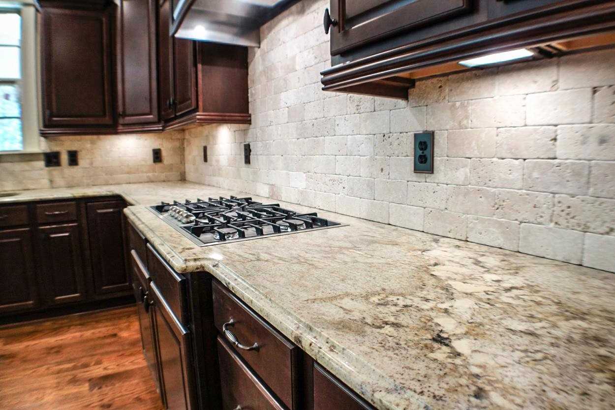 KITCHEN COUNTERTOP