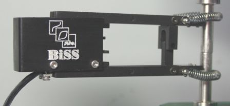 Room Temperature Extensometer